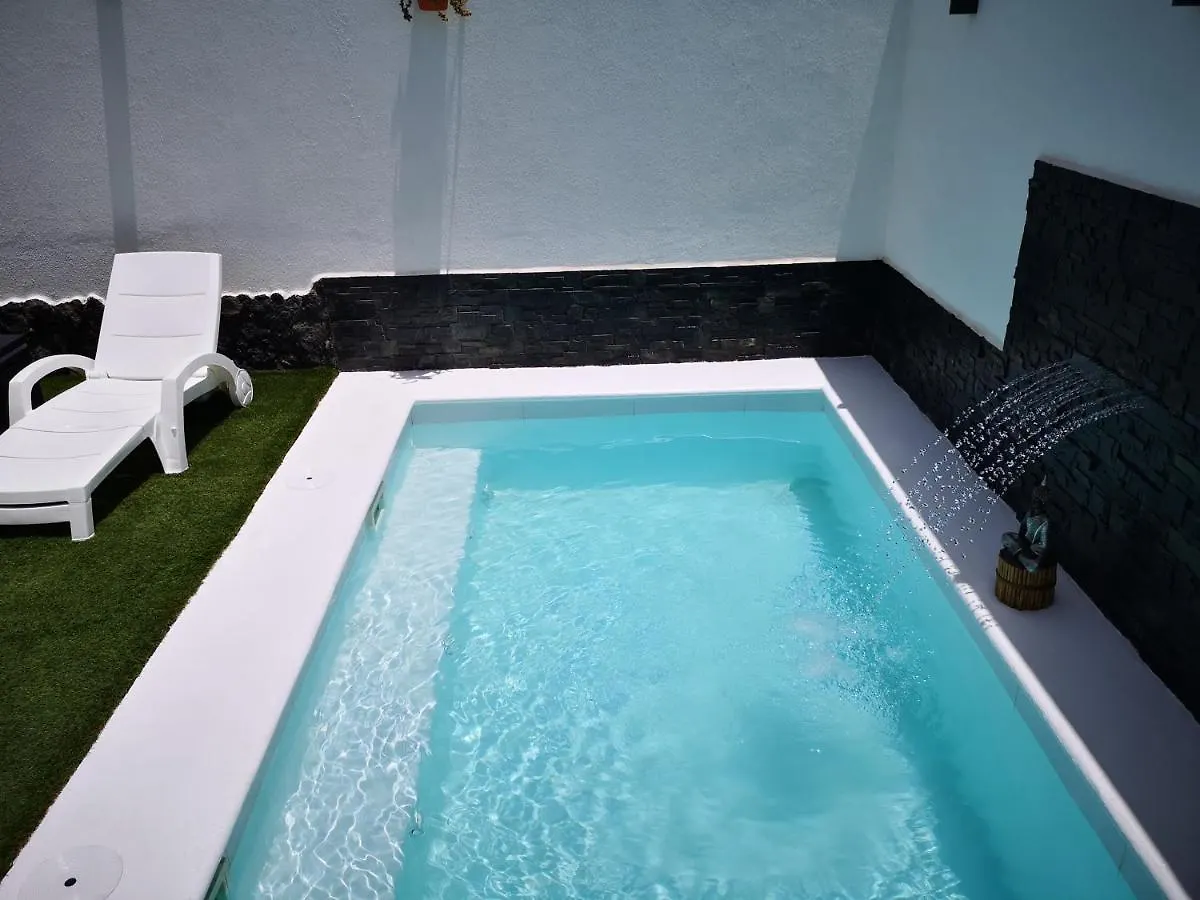 Sunny Paradise, Heater Pool Corralejo Villa
