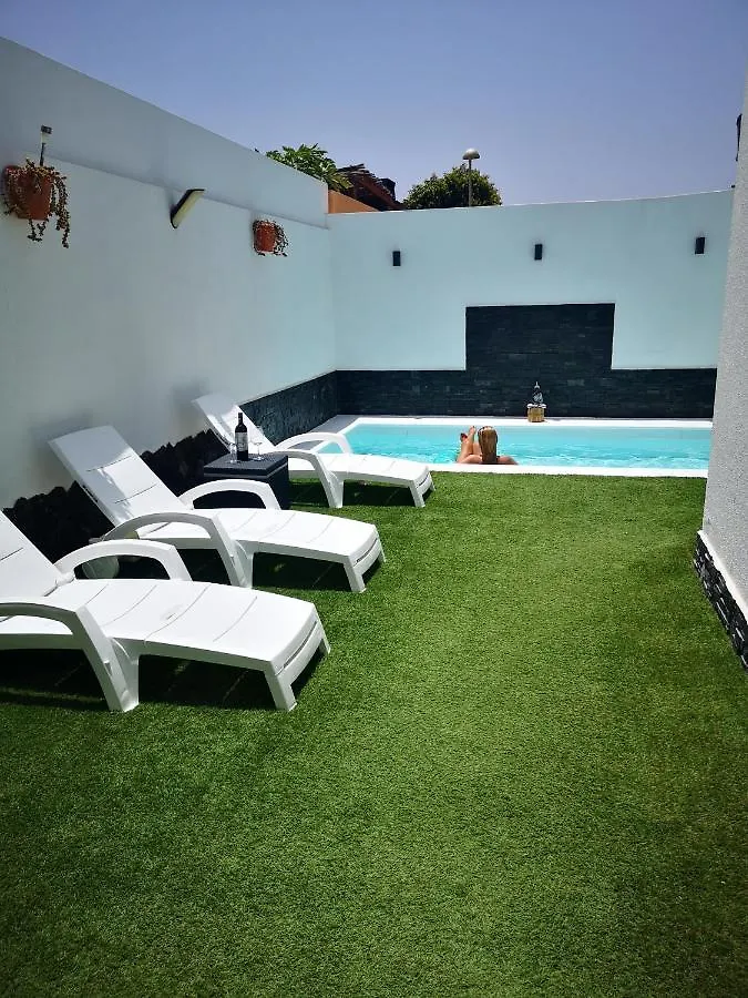 Sunny Paradise, Heater Pool Corralejo Villa